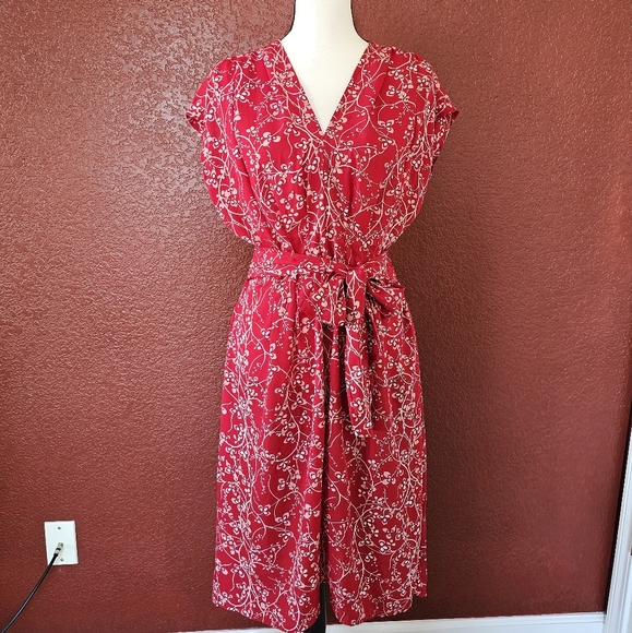 Max Studio Dresses & Skirts - Floral Red Wrap Dress